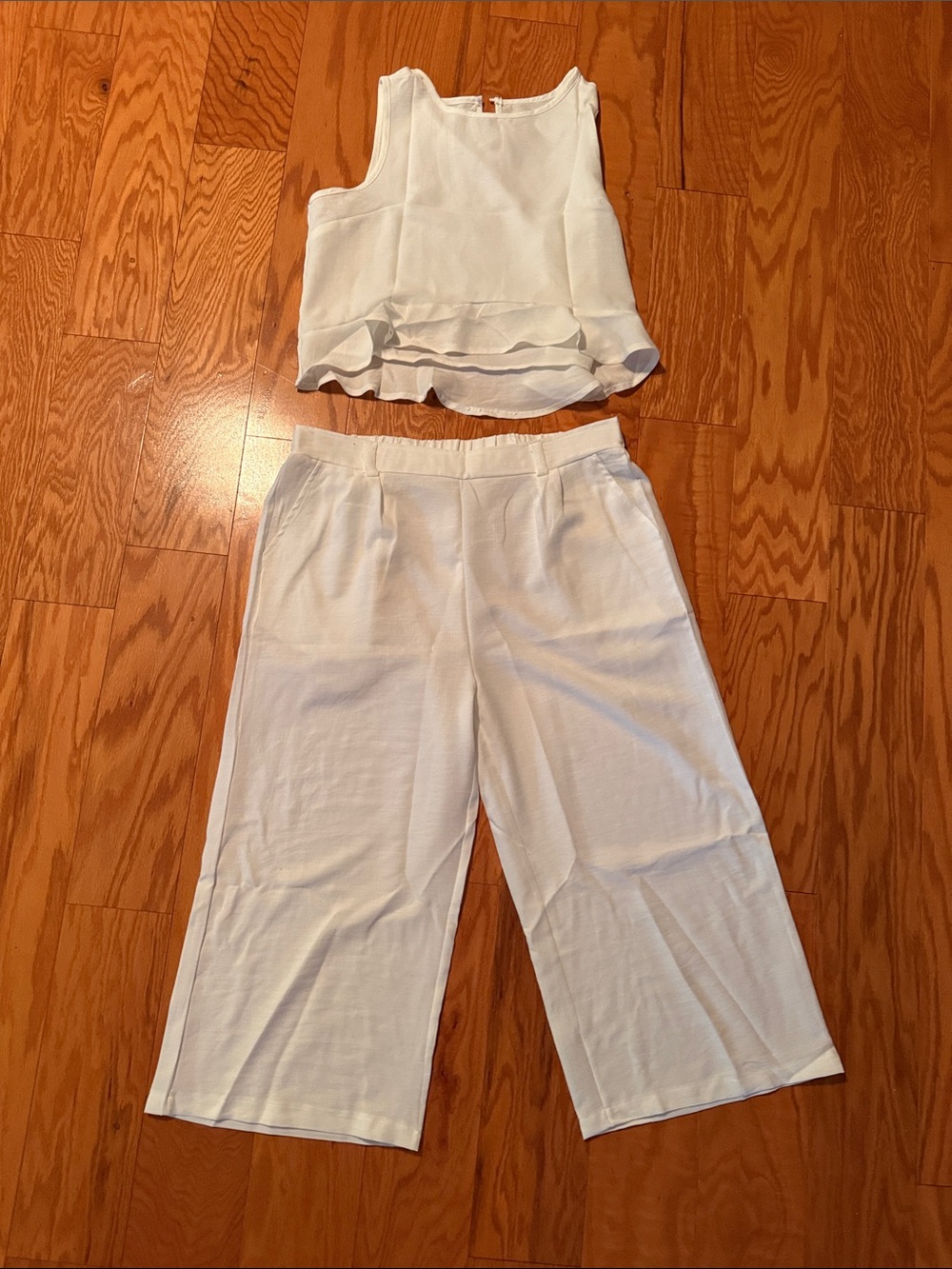 Two-Piece White Crop Top & Wide Leg Pants Set